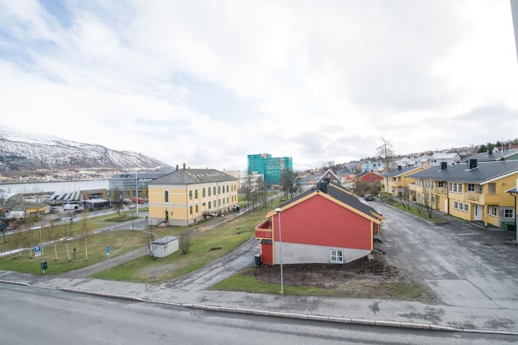 Enter Tromso - Exclusive 4 Bedroom Villa Exterior foto